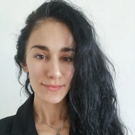 Julia Karavea